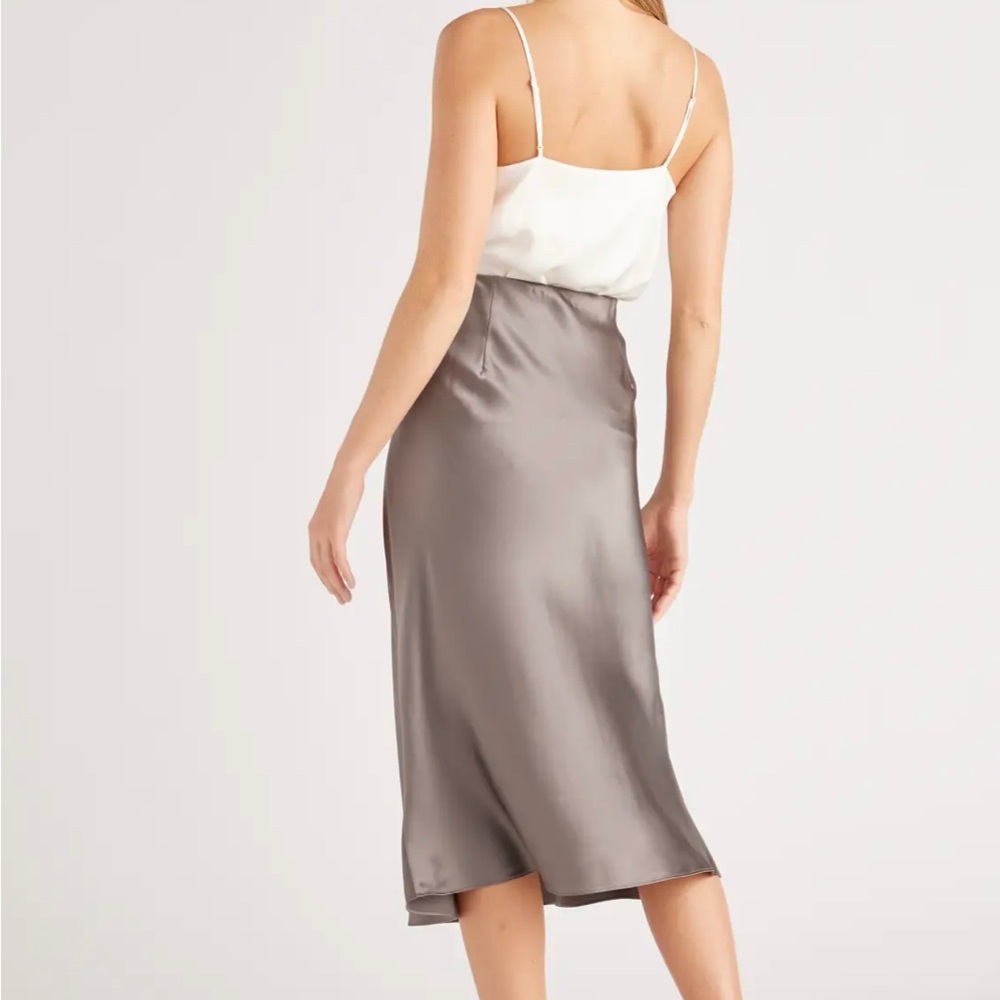 Metallic gray quince skirt